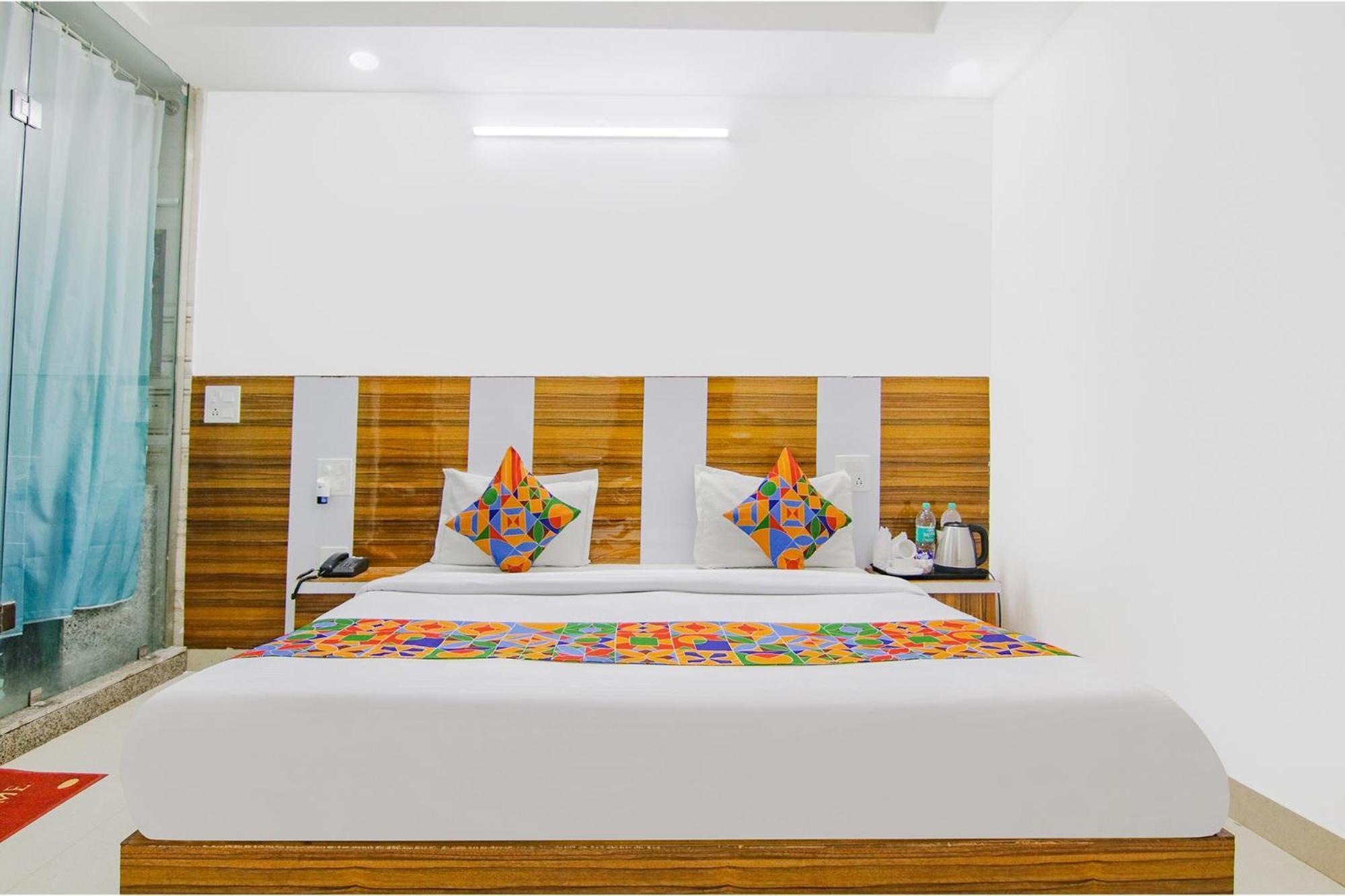 Fabhotel Gp Royal Chandīgarh エクステリア 写真